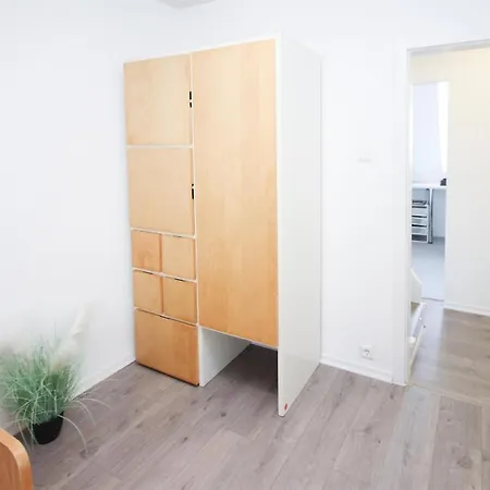 Apartmán Alfa 2 Zimmer Mitarbeiter Monteure Nahe Daimler Kueche Netflix Inet Wm